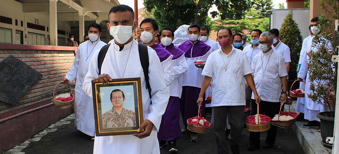 Br. Romualdus, FIC Menghadap Bapa